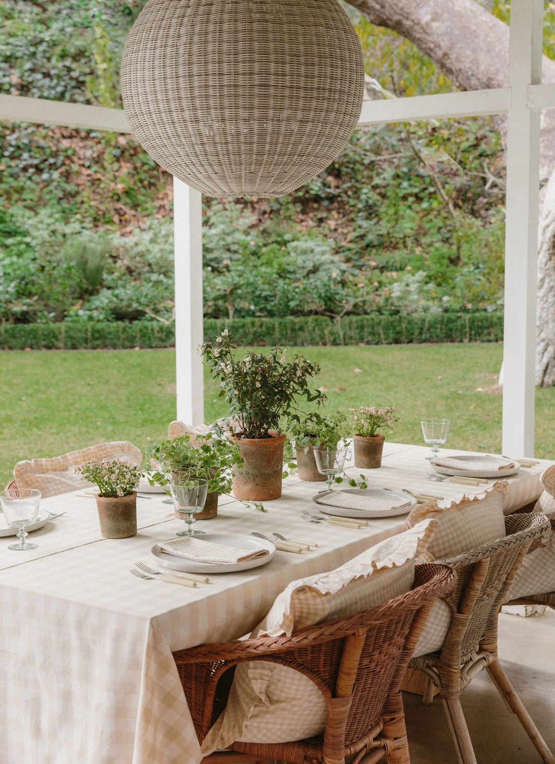 GINGHAM - Cream Tablecloth Heather Taylor Home variable GINGHAM - Cream Tablecloth Bonjour Fete - Party Supplies