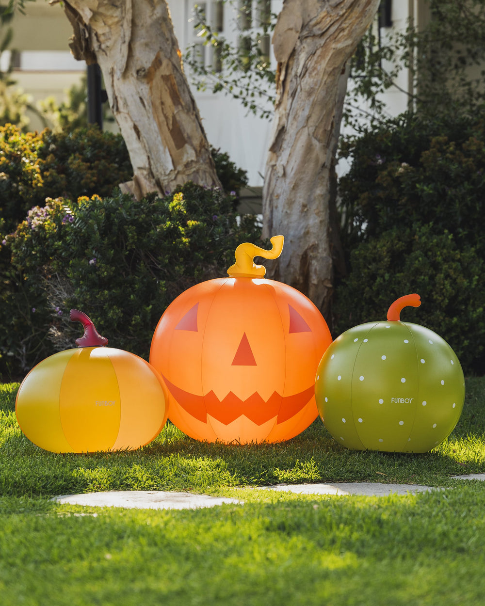 INFLATABLE COLORFUL HALLOWEEN PUMPKIN DECOR Funboy Halloween Decor INFLATABLE COLORFUL HALLOWEEN PUMPKIN DECOR Bonjour Fete - Party Supplies