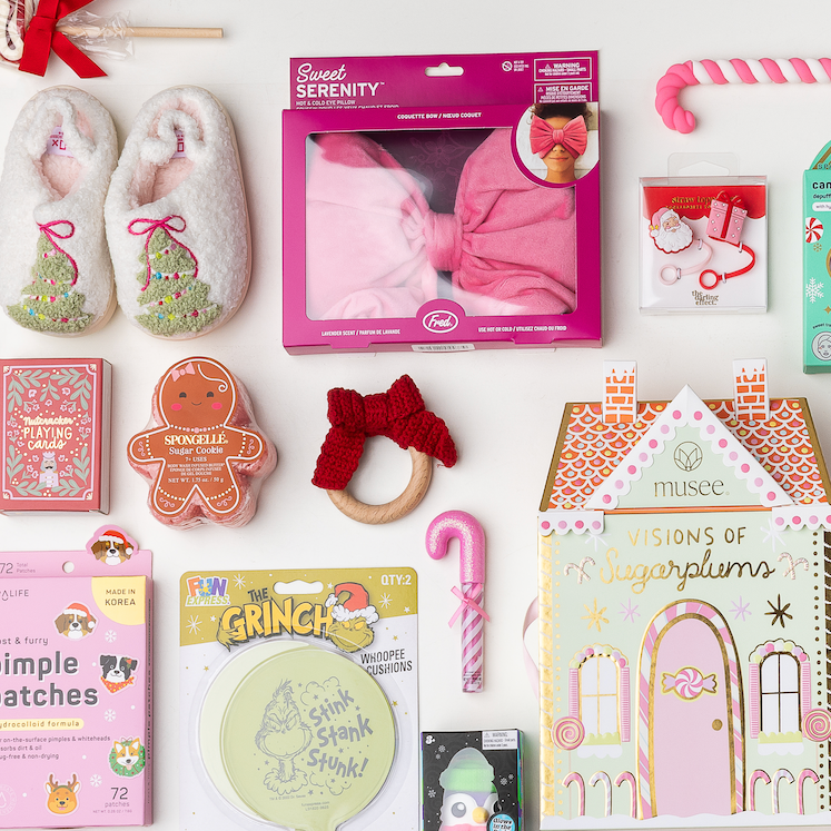 RED BOW BABY TEETHER TOY The Blueberry Hill Baby RED BOW BABY TEETHER TOY Bonjour Fete - Party Supplies