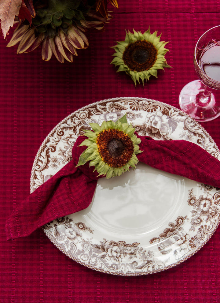 SOHO - Two Toned Bordeaux Napkins Heather Taylor Home simple SOHO - Two Toned Bordeaux Napkins Bonjour Fete - Party Supplies