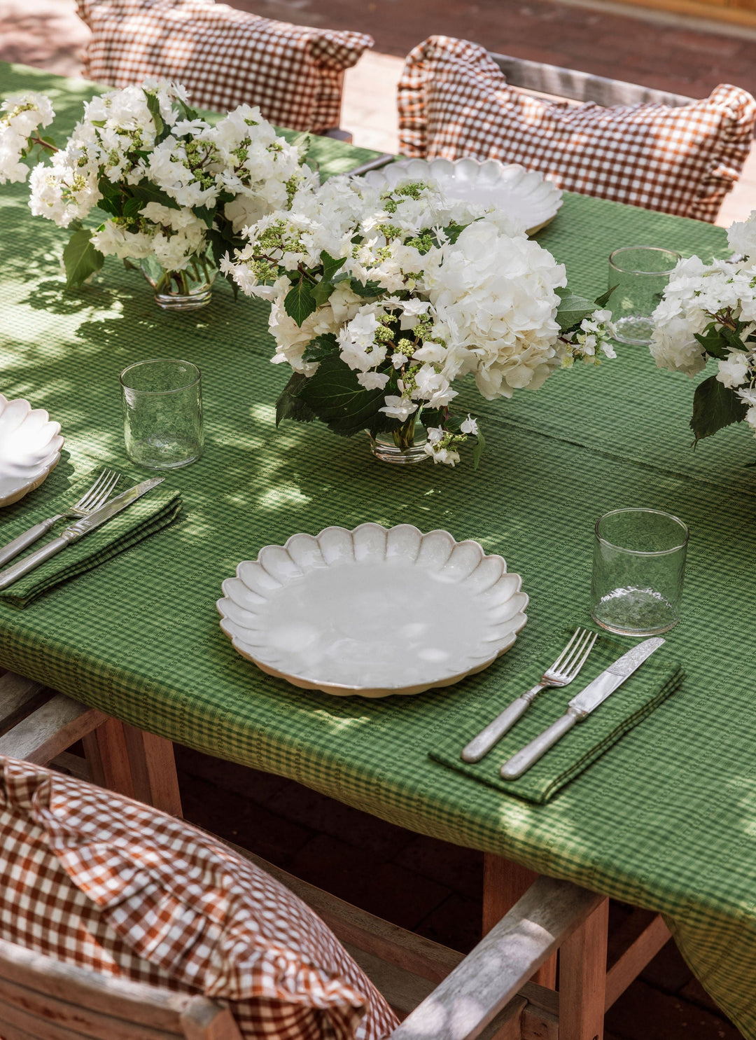 SOHO - Two Toned Evergreen Napkins Heather Taylor Home simple SOHO - Two Toned Evergreen Napkins Bonjour Fete - Party Supplies