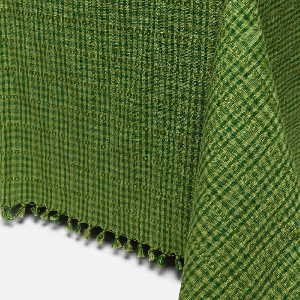 SOHO - Two Toned Evergreen Tablecloth Heather Taylor Home variable Large SOHO - Two Toned Evergreen Tablecloth Bonjour Fete - Party Supplies