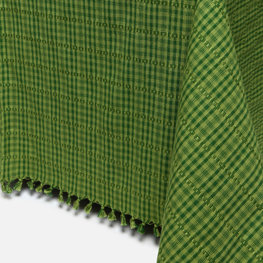 SOHO - Two Toned Evergreen Tablecloth Heather Taylor Home variable Large SOHO - Two Toned Evergreen Tablecloth Bonjour Fete - Party Supplies