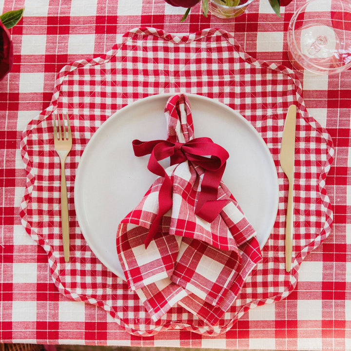 ANNABELLE PLAID - Red Tablecloth Heather Taylor Home ANNABELLE PLAID - Red Tablecloth Bonjour Fete - Party Supplies