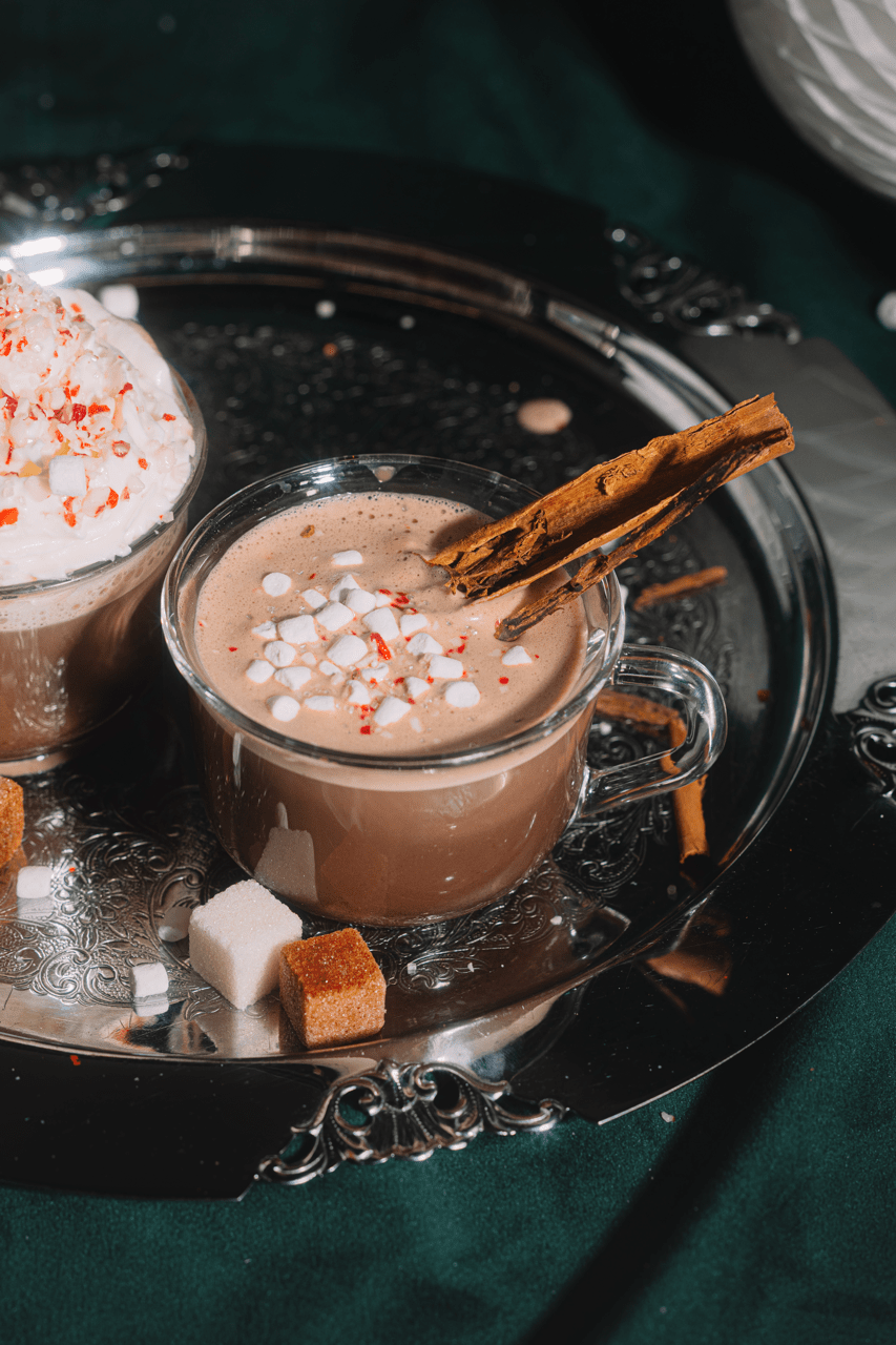 Cozy hot cocoa with a marshmallow shimmer rim from a mixer kit