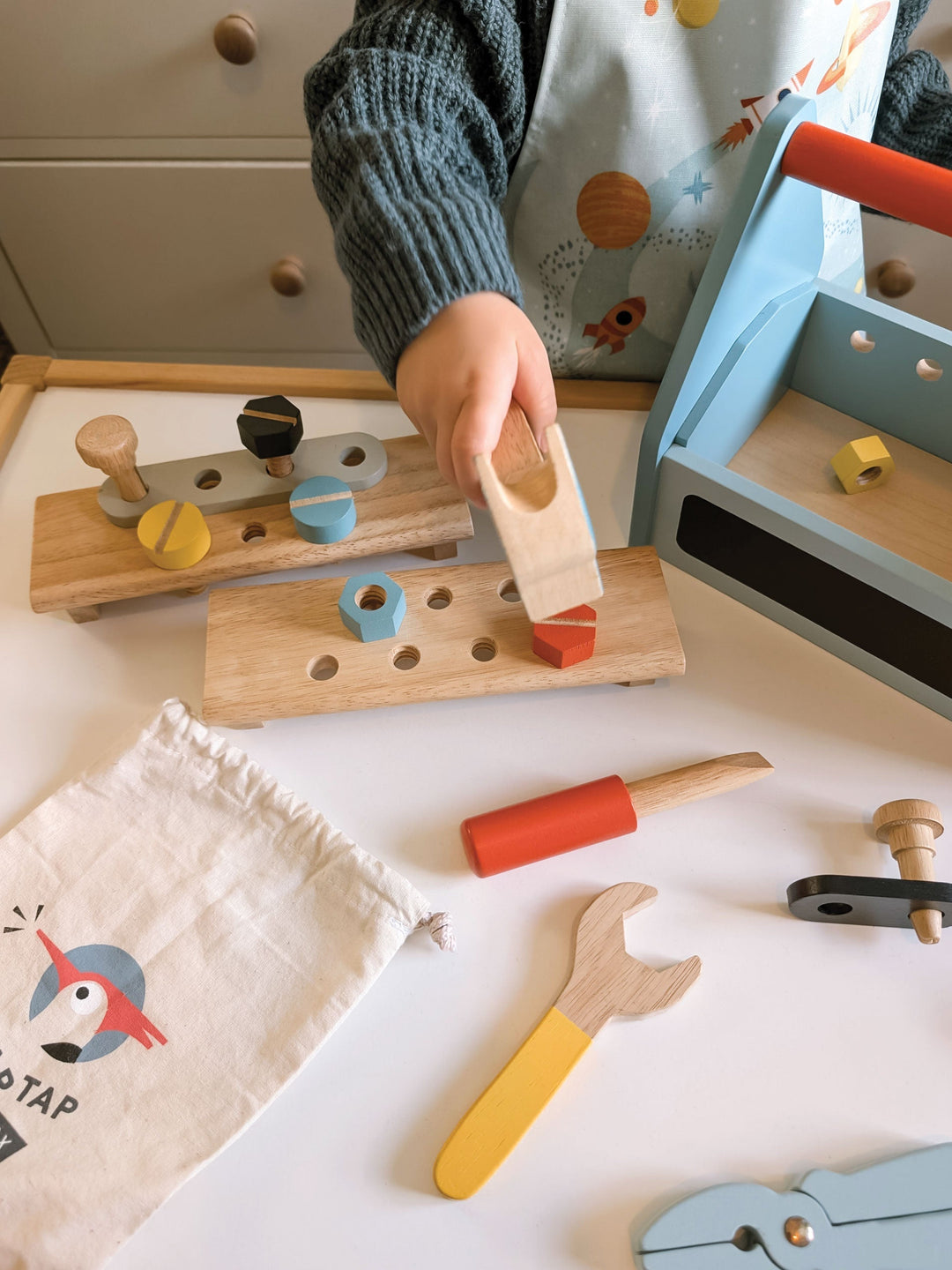 Tap Tap Tool Box Tender Leaf Tap Tap Tool Box Bonjour Fete - Party Supplies