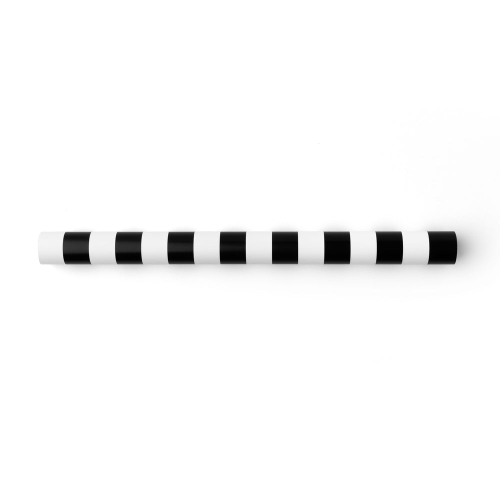 TARGET BLACK AND WHITE TABLE RUNNER Bonjour Fete Table Covers & Placemats TARGET BLACK AND WHITE TABLE RUNNER Bonjour Fete - Party Supplies