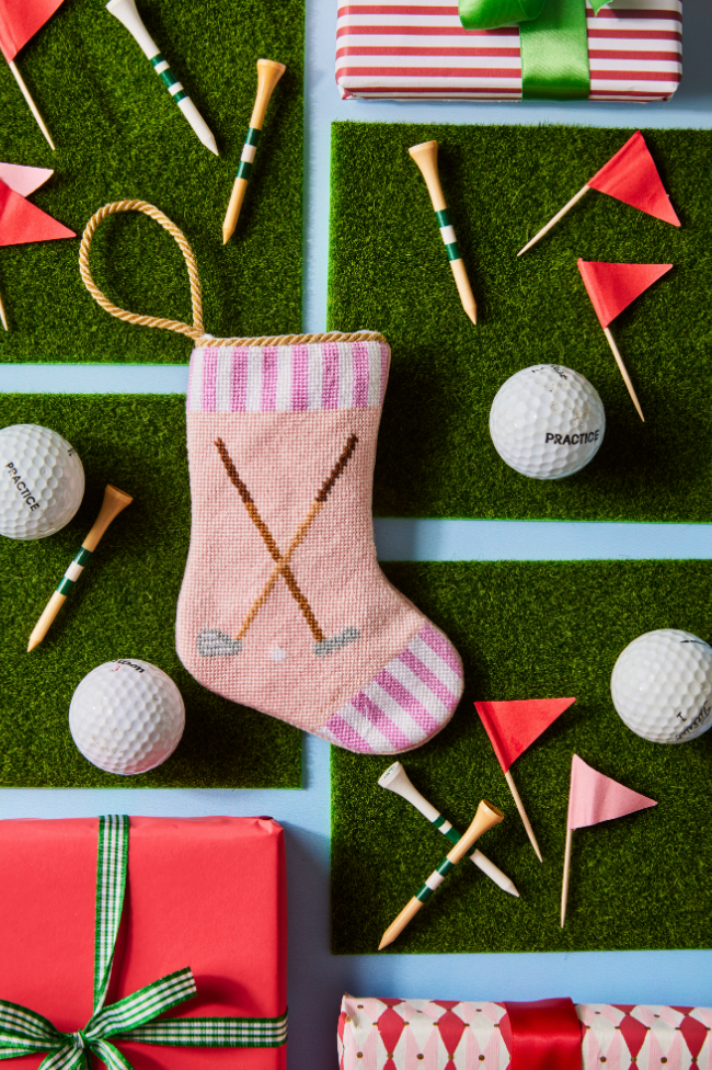 Tee Time Tidings in Pink (Golf Clubs) Bauble Stockings Bauble Stockings Tee Time Tidings in Pink (Golf Clubs) Bonjour Fete - Party Supplies