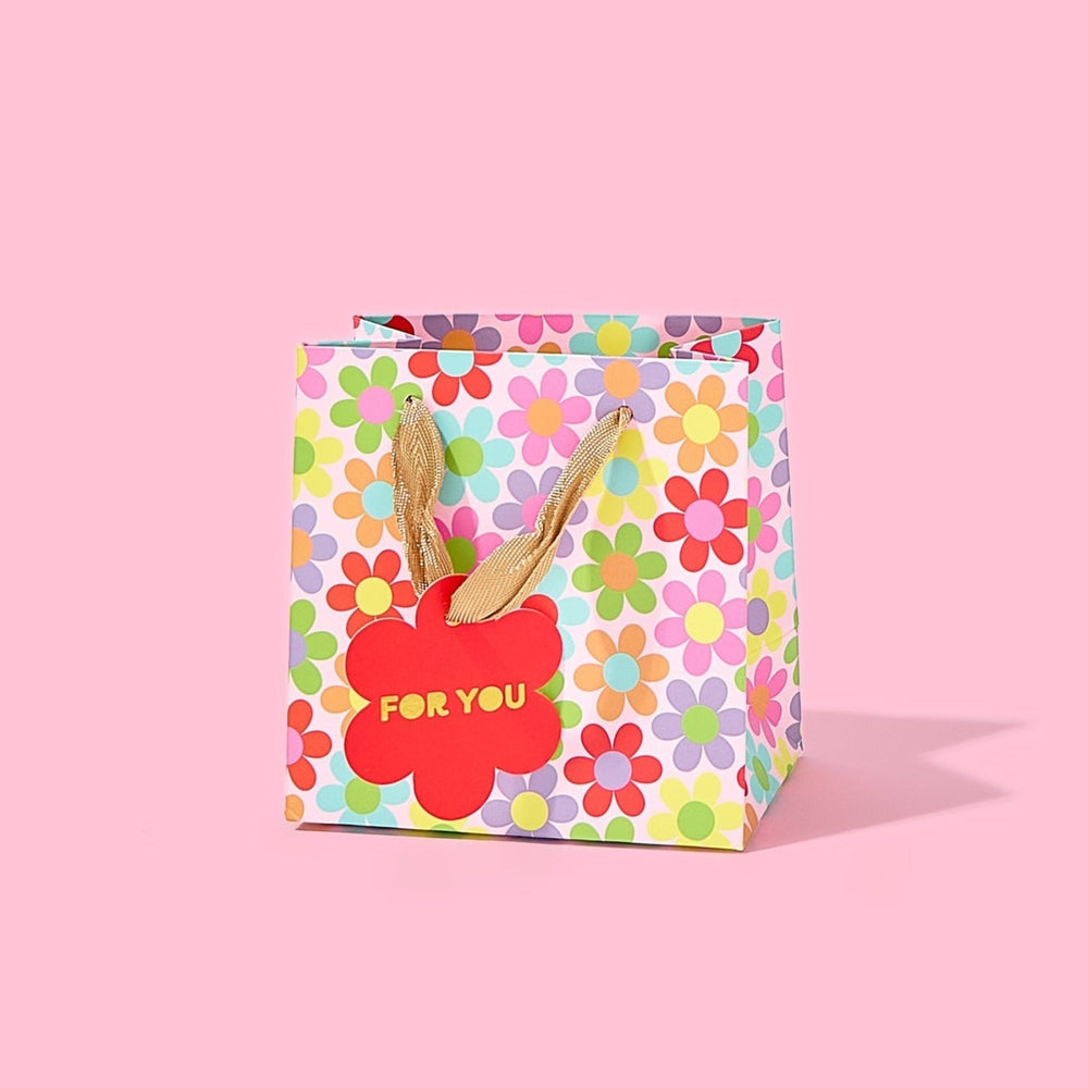 Flower Power Gift Bags (2 sizes) Taylor Elliott Designs 11 - Gift Wrap Small - $6.95 Flower Power Gift Bags (2 sizes) Bonjour Fete - Party Supplies