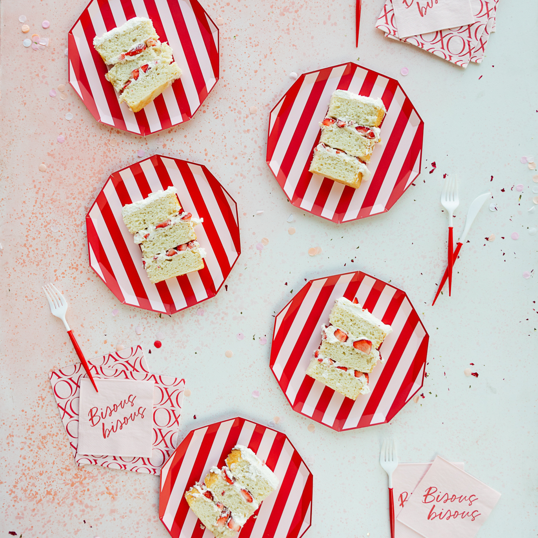 PINK & RED SIGNATURE CABANA STRIPE PLATES Bonjour Fete Plates PINK & RED SIGNATURE CABANA STRIPE PLATES Bonjour Fete - Party Supplies