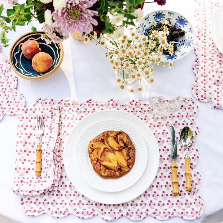 Abigail Pink Scalloped Quilted Placemat