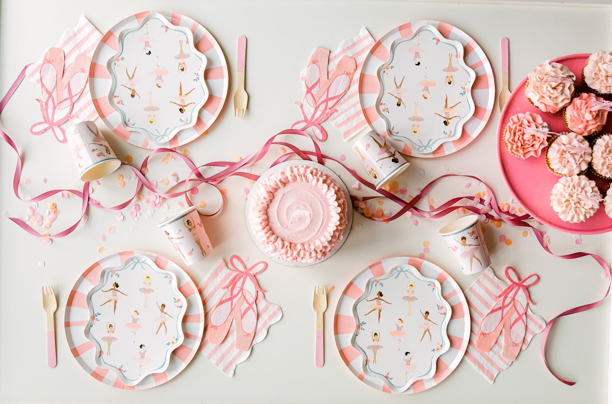 Ballerina birthday party table decorations for a ballet theme party. 