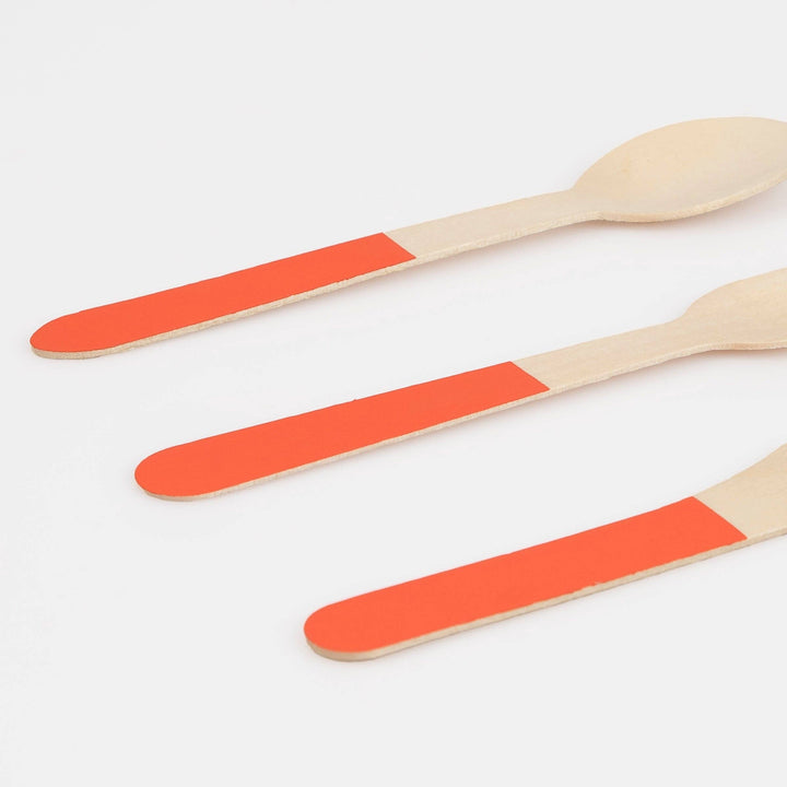 Tomato Red Wooden Cutlery Set Meri Meri Tomato Red Wooden Cutlery Set Bonjour Fete - Party Supplies