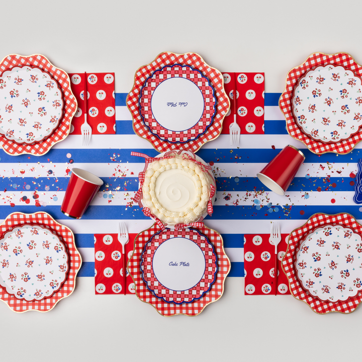 ELEGANT CHERRY RED GINGHAM DINNER PLATES Bonjour Fete Plates ELEGANT CHERRY RED GINGHAM DINNER PLATES Bonjour Fete - Party Supplies