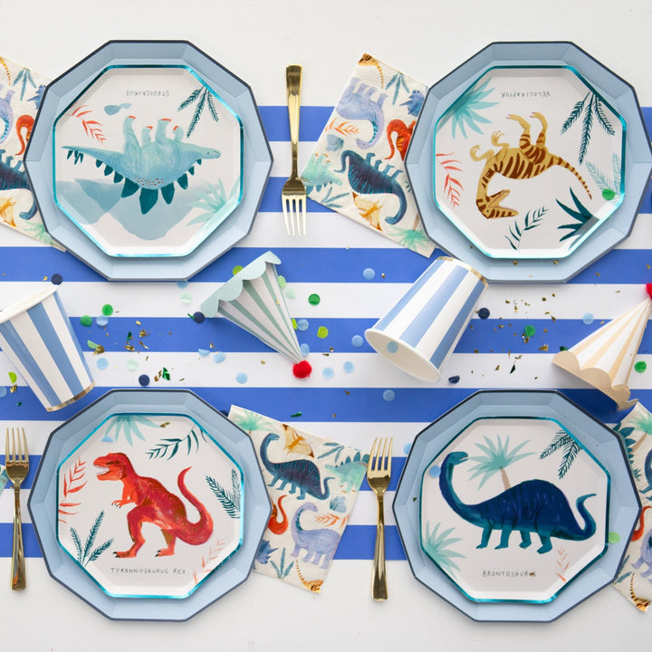 MEDIUM DINOSAUR PLATES Meri Meri Plates MEDIUM DINOSAUR PLATES Bonjour Fete - Party Supplies