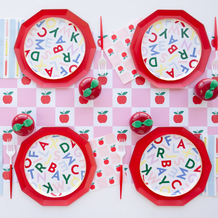 CHERRY RED SIGNATURE LARGE PLATES Bonjour Fete Plates CHERRY RED SIGNATURE LARGE PLATES Bonjour Fete - Party Supplies