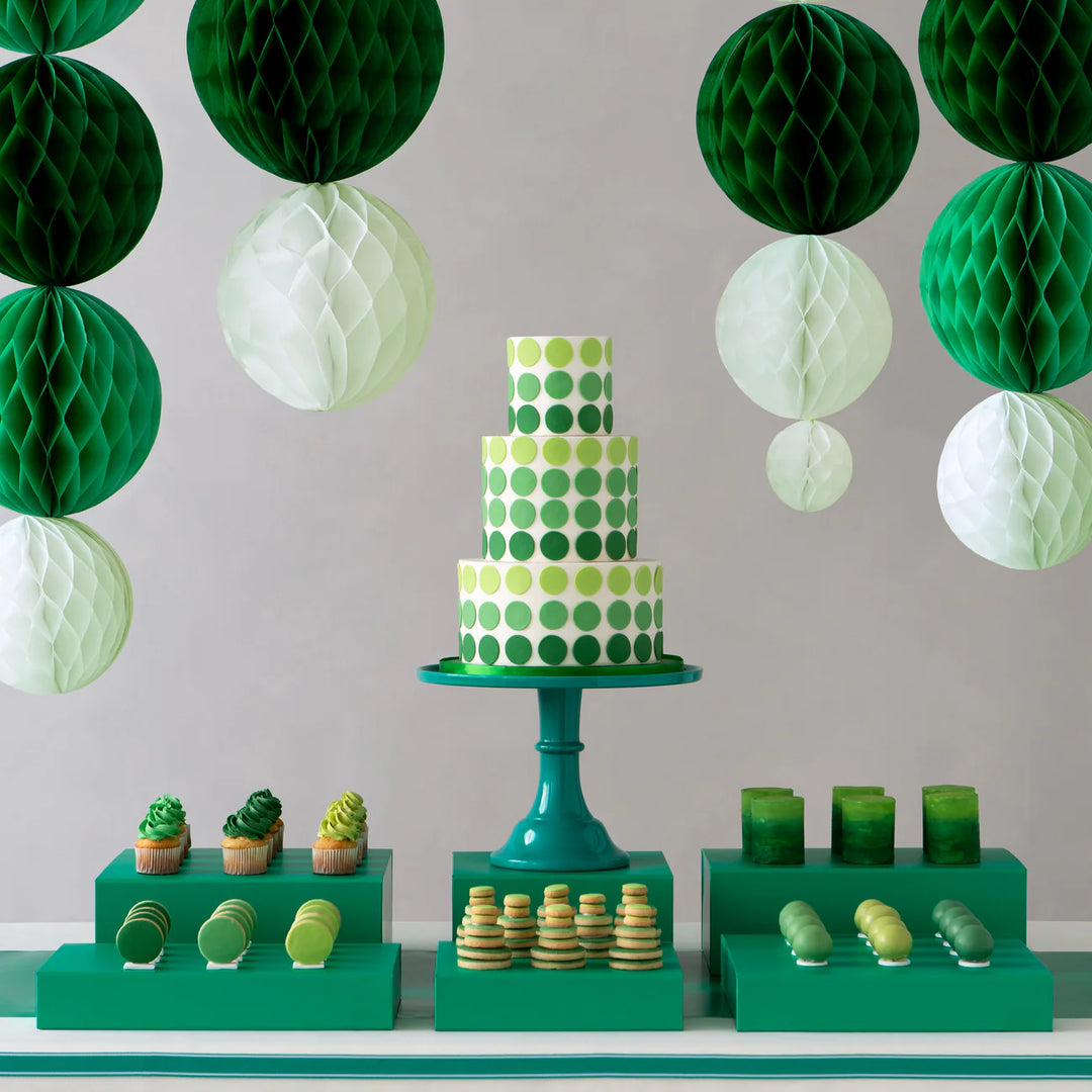 LARGE EMERALD GREEN MELAMINE CAKE STAND Bonjour Fete Cake Stand LARGE EMERALD GREEN MELAMINE CAKE STAND Bonjour Fete - Party Supplies