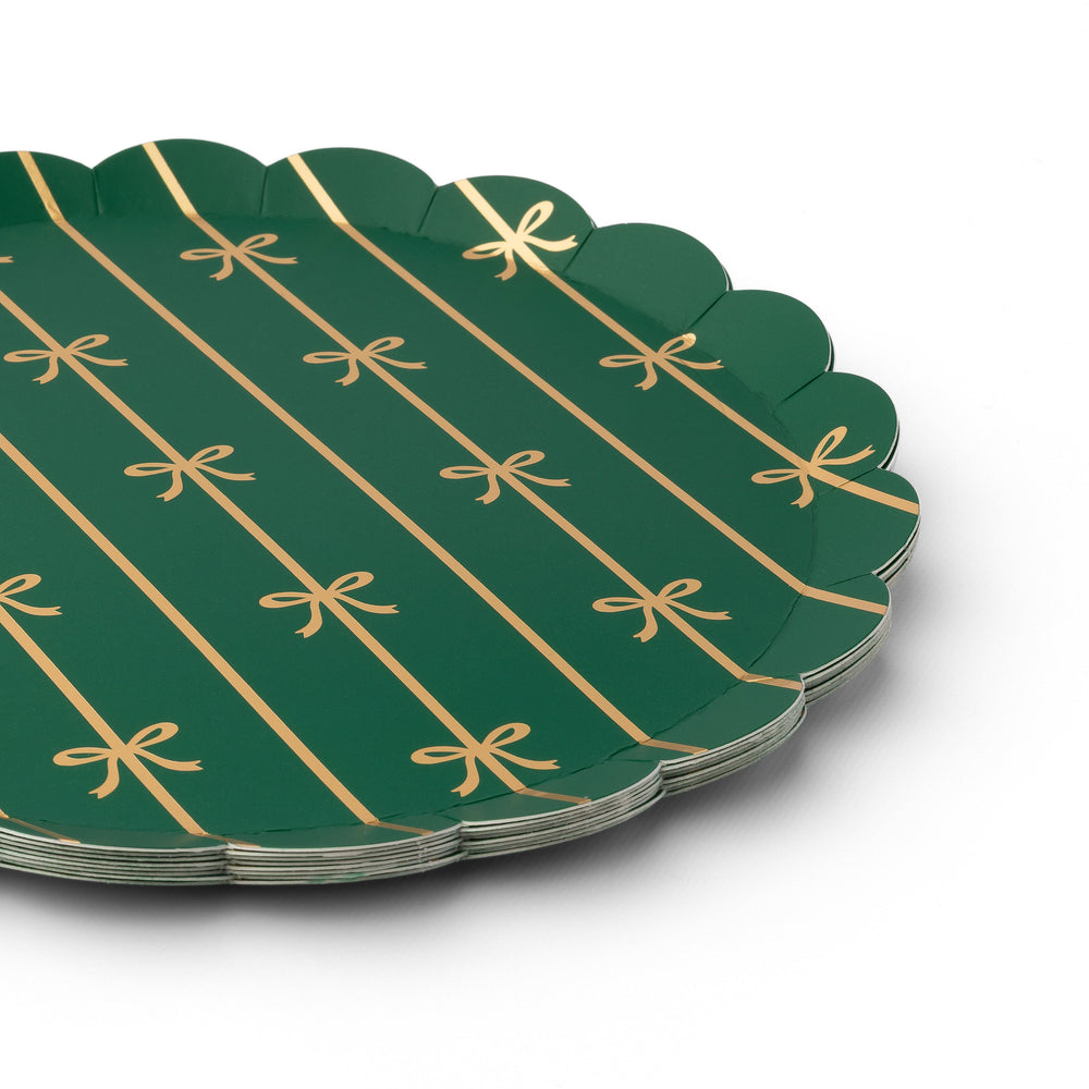 EMERALD GREEN SIGNATURE BOW SMALL PLATES Bonjour Fete Plates EMERALD GREEN SIGNATURE BOW SMALL PLATES Bonjour Fete - Party Supplies