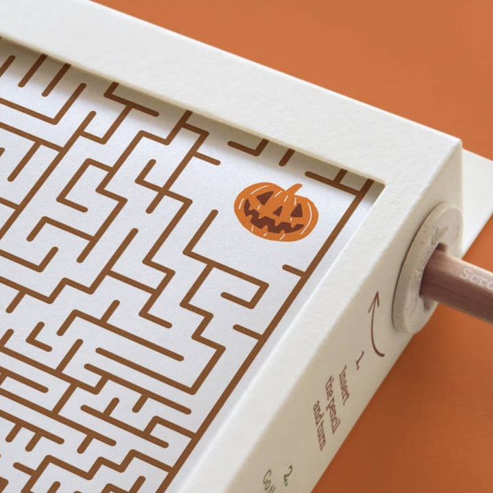 HALLOWEEN SURPRISE MAZE Scrollino Halloween Crafts & Games Bonjour Fete - Party Supplies