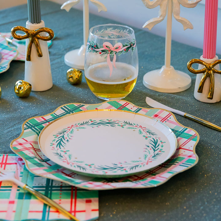 CHRISTMAS PLAID DINNER PLATES Bonjour Fete Plates CHRISTMAS PLAID DINNER PLATES Bonjour Fete - Party Supplies