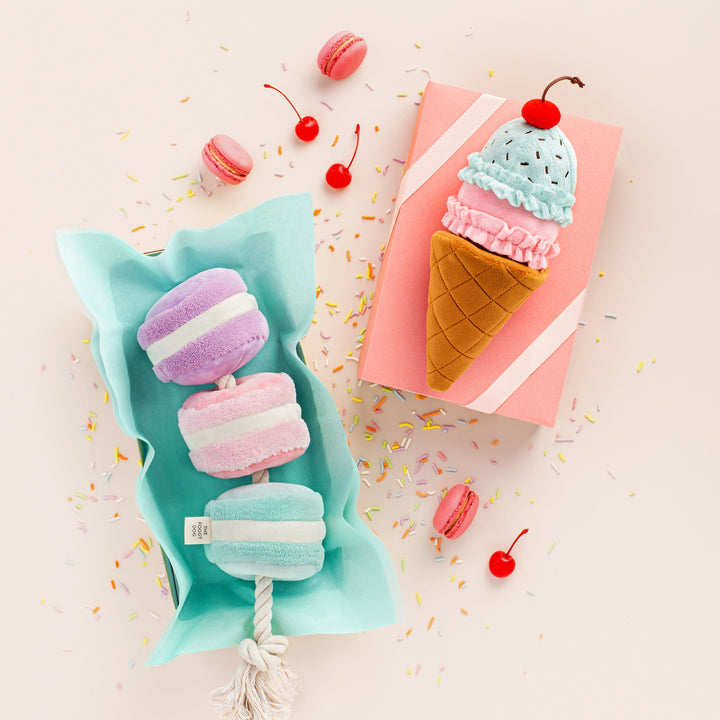 Macarons Interactive Snuffle Dog Toy - Bonjour Fête 