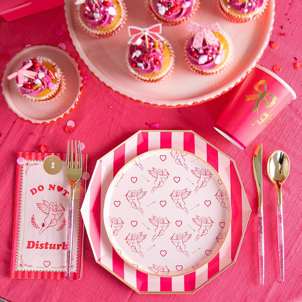 CUPID'S CRUSH PINK SMALL PLATES Bonjour Fete Plates CUPID'S CRUSH PINK SMALL PLATES Bonjour Fete - Party Supplies
