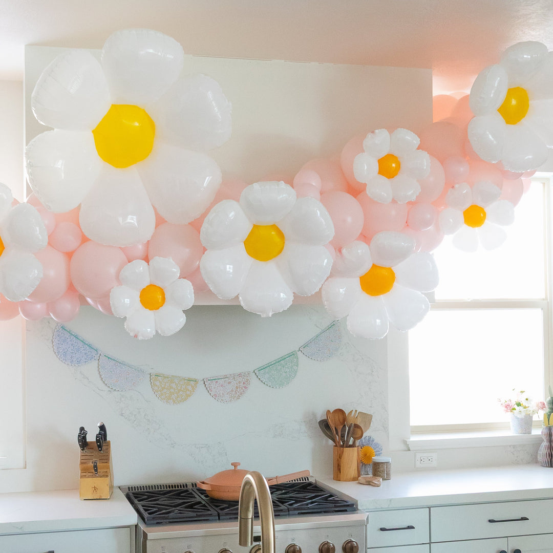 WHITE DAISY BALLOON LA Balloons Balloons WHITE DAISY BALLOON Bonjour Fete - Party Supplies