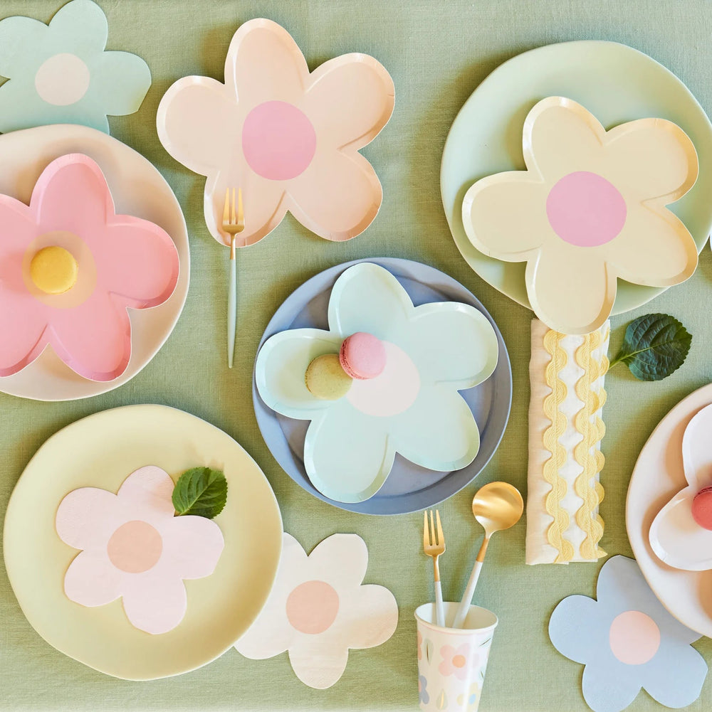Daisy Shaped Plates Bonjour Fete Party Supplies Easter Party Supplies