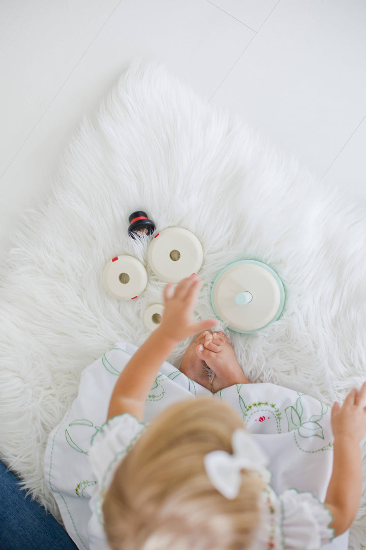 Wooden Snowman Stacking Toy Set, Holiday Baby Toddler Gift Pearhead Wooden Snowman Stacking Toy Set, Holiday Baby Toddler Gift Bonjour Fete - Party Supplies