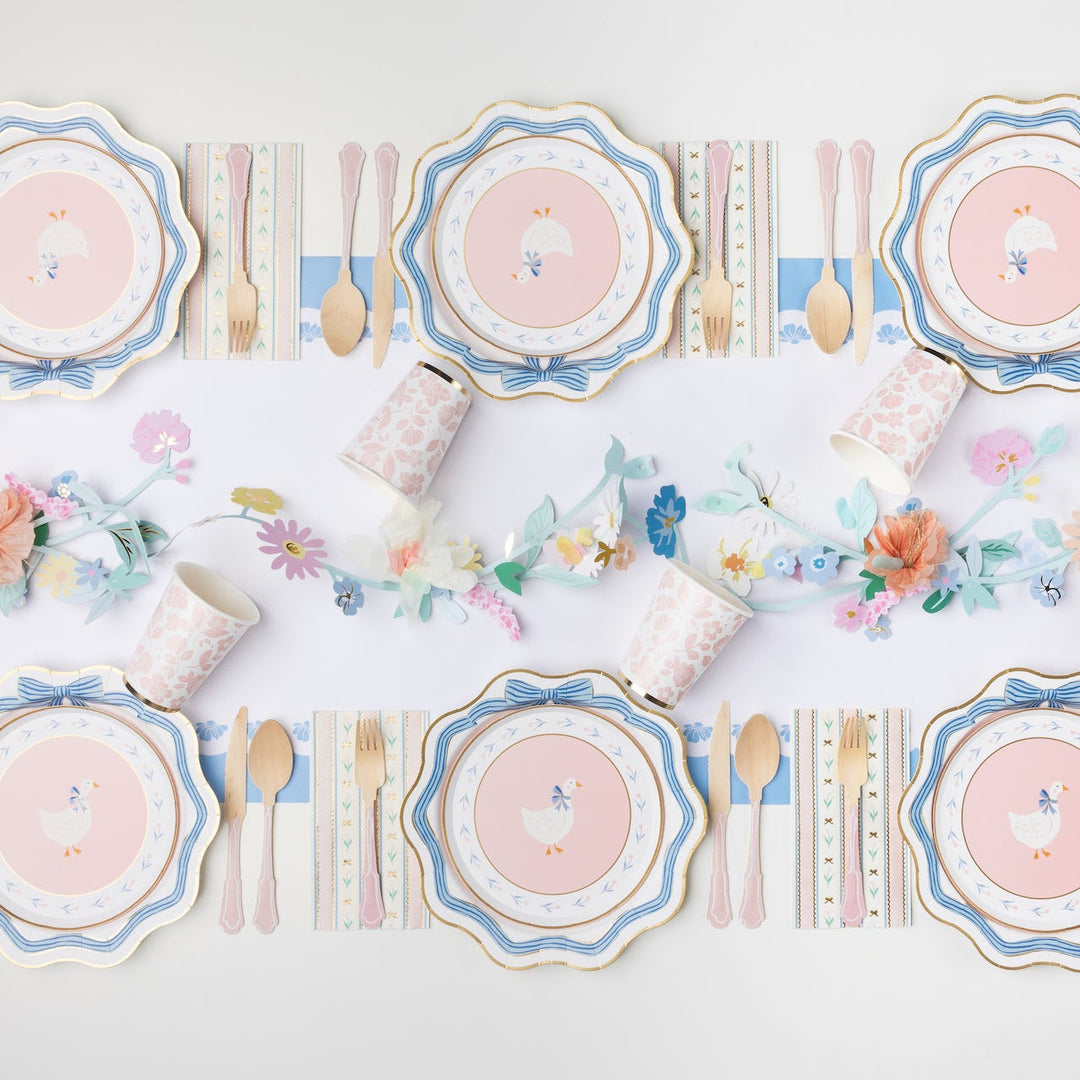 PETAL PINK ELEGANT FLORAL CUPS Bonjour Fete Cups PETAL PINK ELEGANT FLORAL CUPS Bonjour Fete - Party Supplies