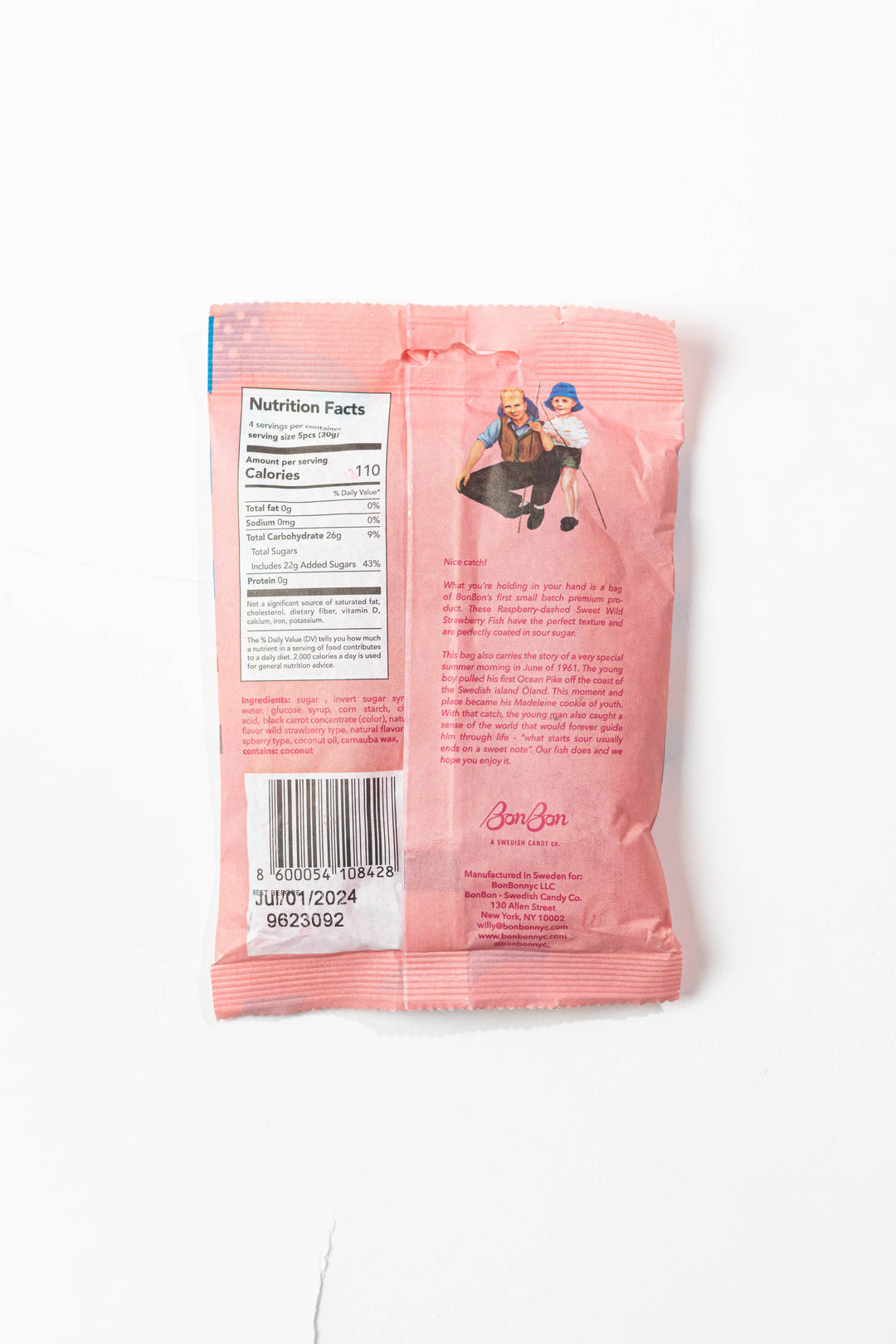 Sweet Wild Strawberry Fish - Swedish Candy 5.2oz (150g) BonBon - A Swedish Candy Co Sweet Wild Strawberry Fish - Swedish Candy 5.2oz (150g) Bonjour Fete - Party Supplies