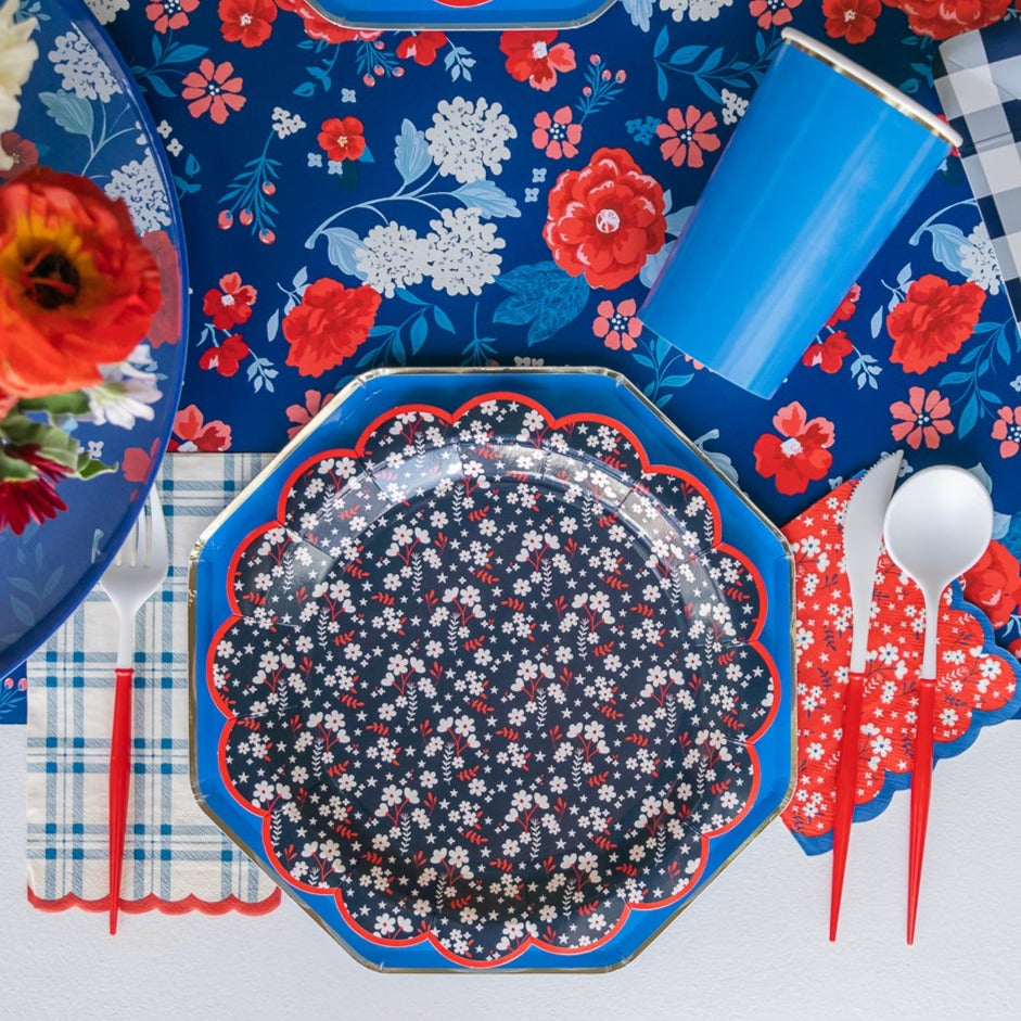 NAVY LIBERTY FLORAL DINNER PLATES My Mind’s Eye 0 Faire Bonjour Fete - Party Supplies