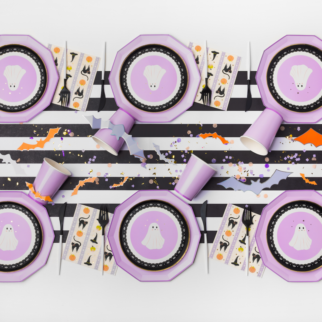 FRILLS & THRILLS HALLOWEEN SMALL PLATES Bonjour Fete Plates FRILLS & THRILLS HALLOWEEN SMALL PLATES Bonjour Fete - Party Supplies