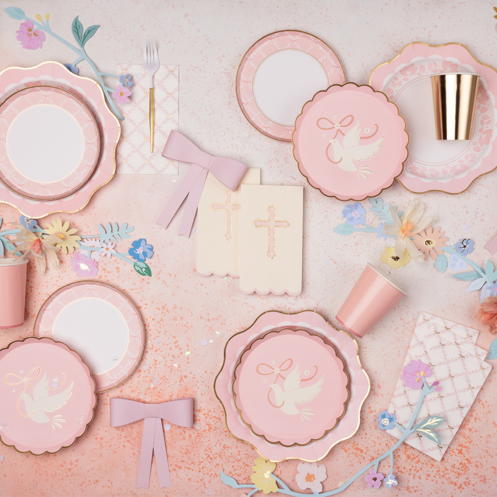 PETAL PINK TRELLIS SMALL PLATES Bonjour Fete Plates PETAL PINK TRELLIS SMALL PLATES Bonjour Fete - Party Supplies