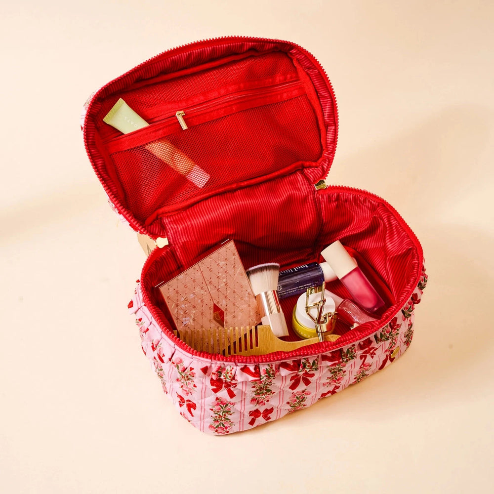 OH SO MERRY GLAM & GO QUILTED COSMETICS BAG The Darling Effect Beauty Accessories OH SO MERRY GLAM & GO QUILTED COSMETICS BAG Bonjour Fete - Party Supplies