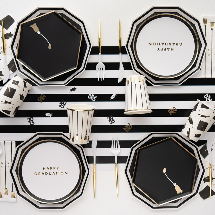 TARGET BLACK AND WHITE TABLE RUNNER Bonjour Fete Table Covers & Placemats TARGET BLACK AND WHITE TABLE RUNNER Bonjour Fete - Party Supplies