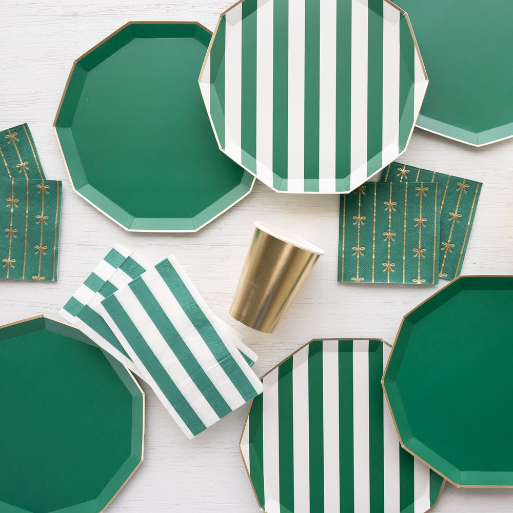 EMERALD GREEN SIGNATURE CABANA STRIPE PLATES Bonjour Fete Bonjour Fete - Party Supplies