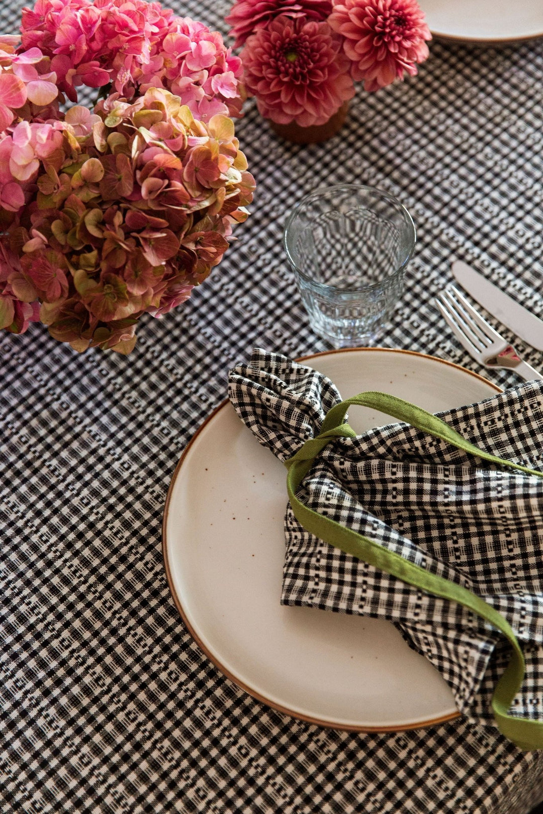 Soho Black Napkins