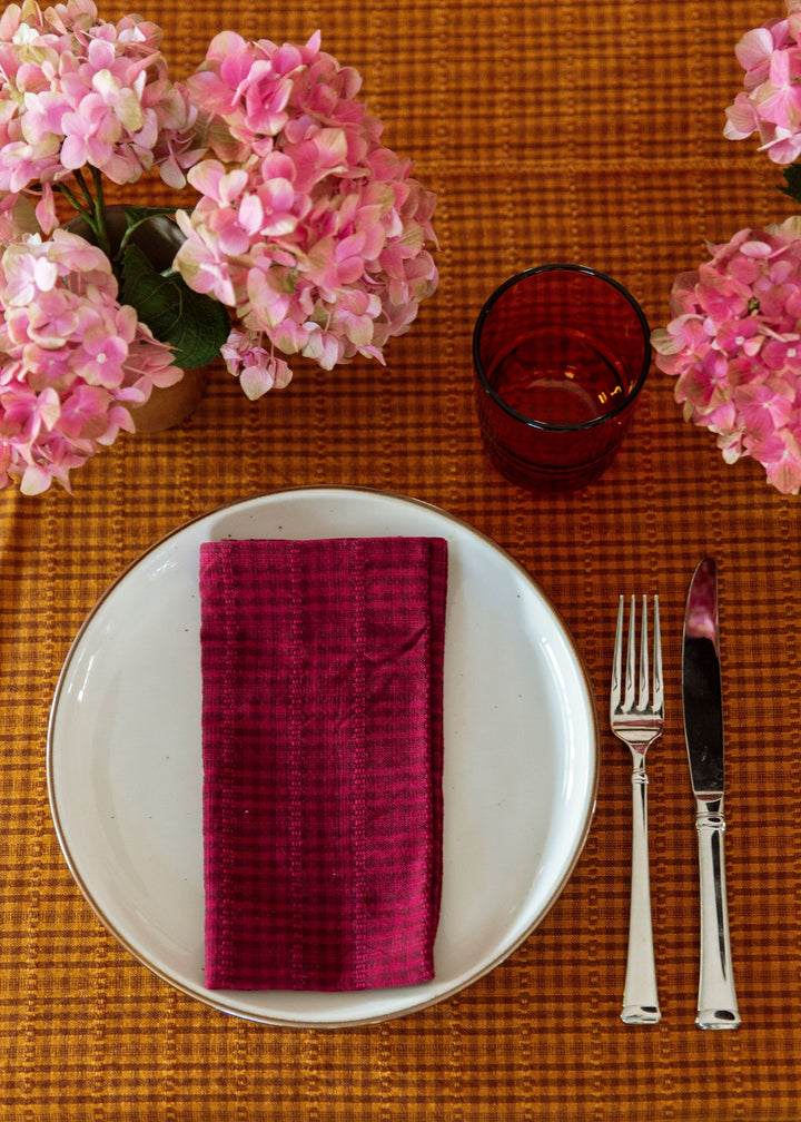 SOHO - Two Toned Amber Tablecloth Heather Taylor Home variable SOHO - Two Toned Amber Tablecloth Bonjour Fete - Party Supplies