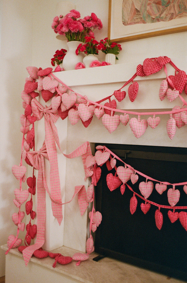 SOHO - Valentine Garland Heather Taylor Home simple SOHO - Valentine Garland Bonjour Fete - Party Supplies