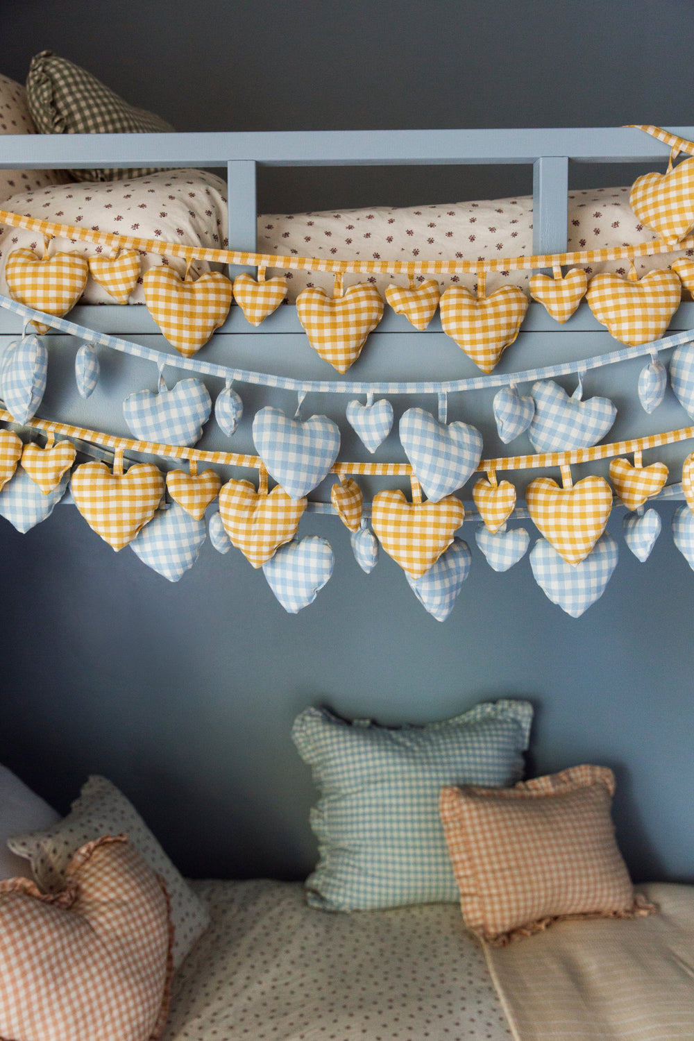 MINI GINGHAM - Baby Blue Hearts Garland Heather Taylor Home simple MINI GINGHAM - Baby Blue Hearts Garland Bonjour Fete - Party Supplies