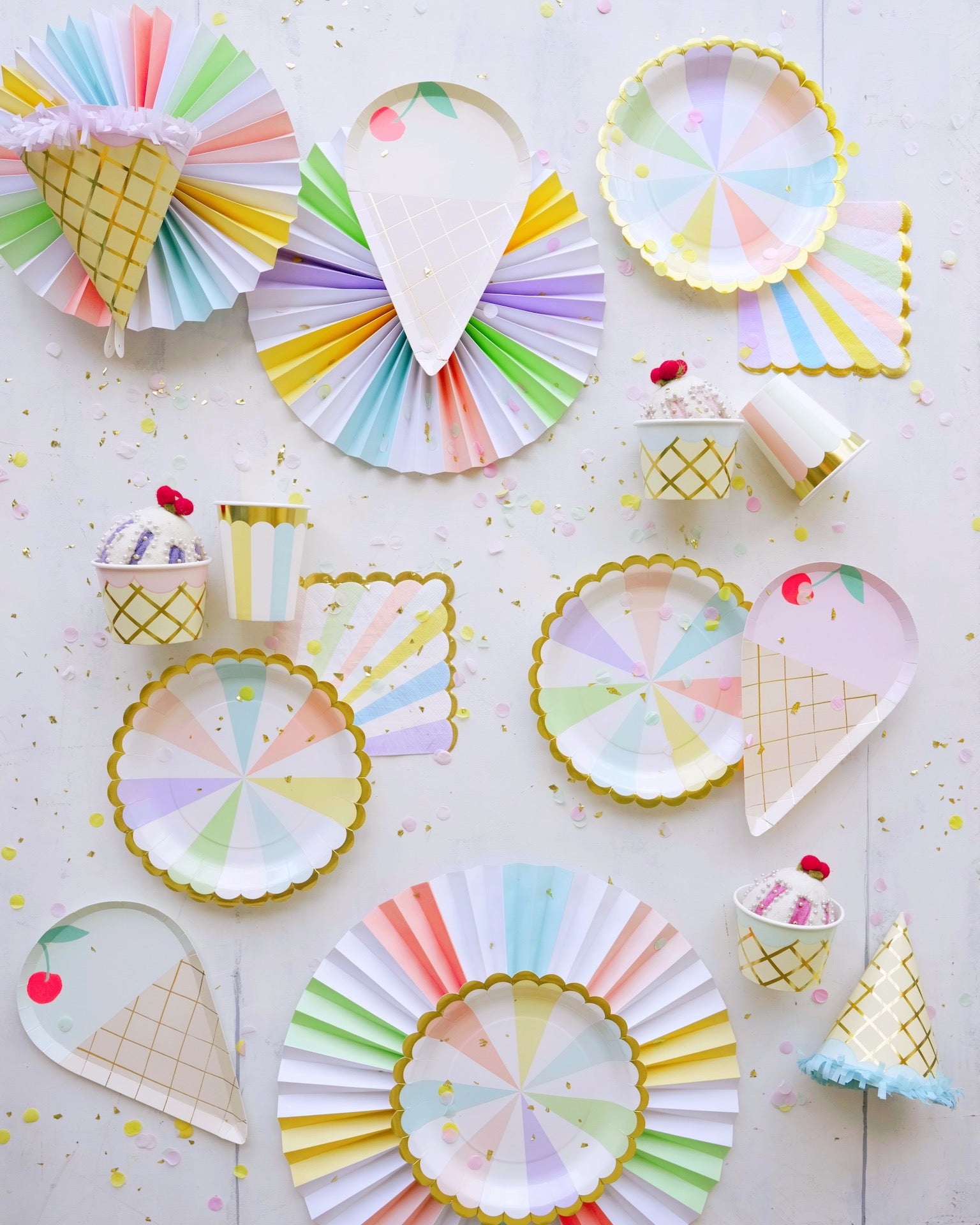 Ice cream party and sweets theme party supplies.