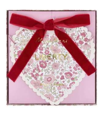 MERI MERI X LIBERTY HEART GARLAND Meri Meri Garlands & Banners MERI MERI X LIBERTY HEART GARLAND Bonjour Fete - Party Supplies