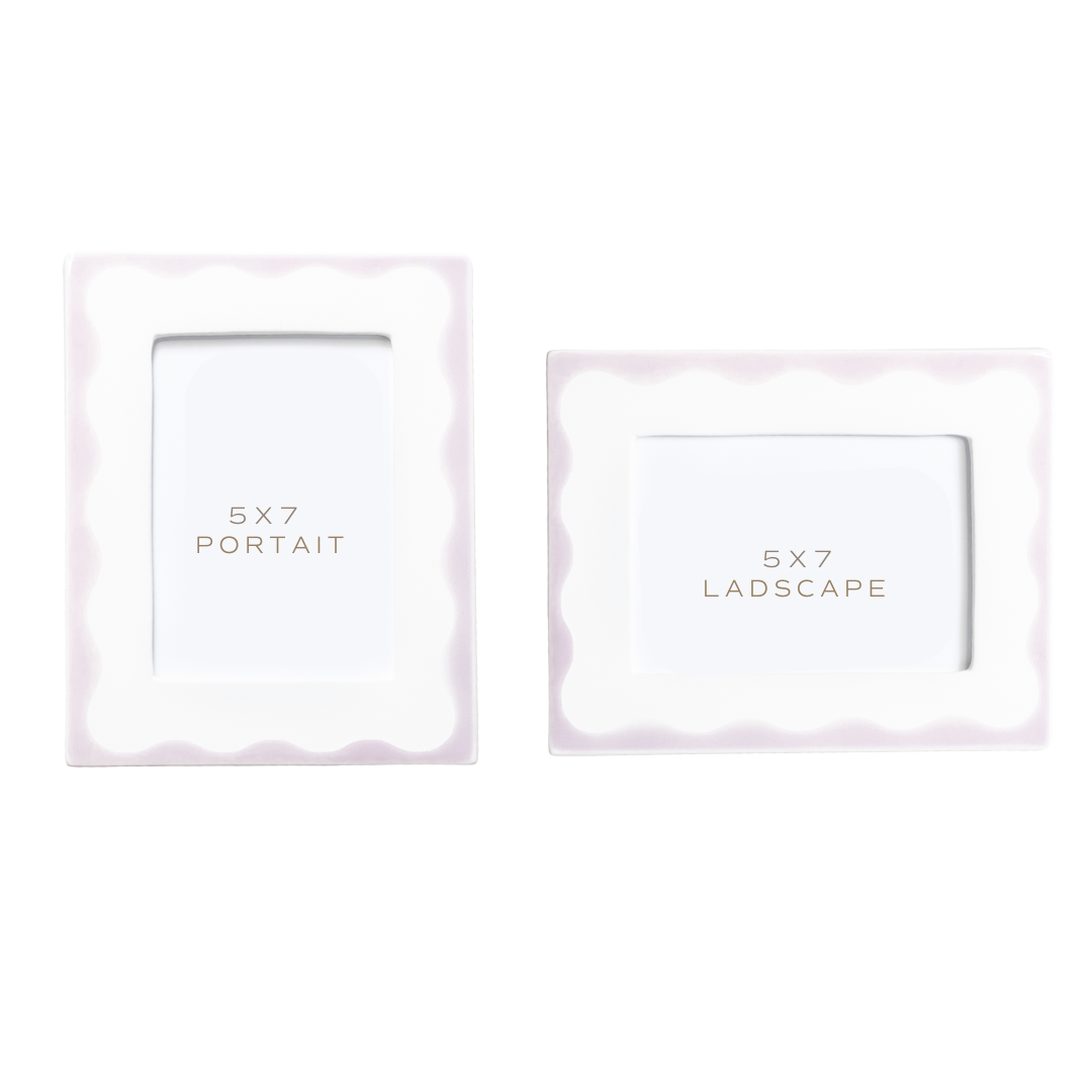 Customizable Scallop Picture Frame