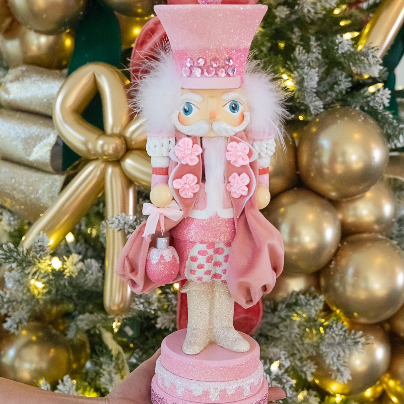 Hollywood Pink Sweet Nutcracker - Thumbnail 4
