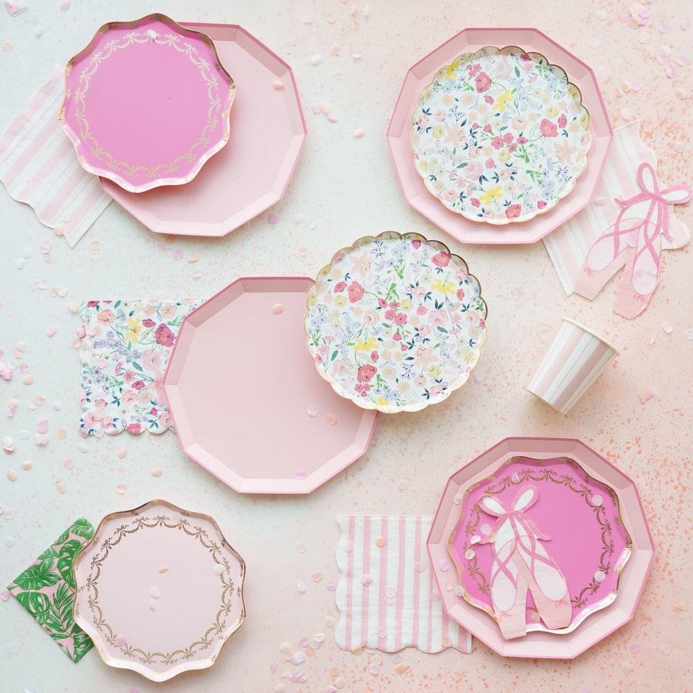 PETAL PINK PREMIUM DINNER PLATES Bonjour Fete Bonjour Fete - Party Supplies