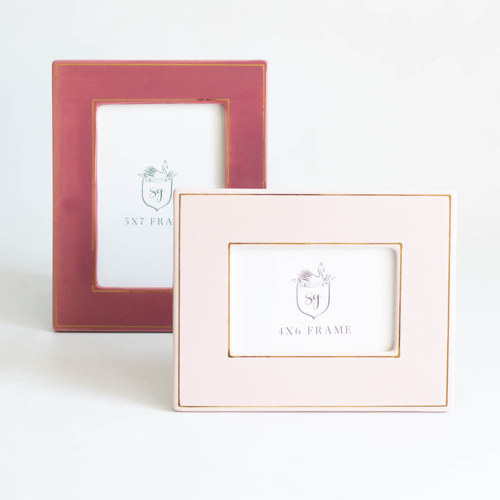 Gold Border Picture Frame