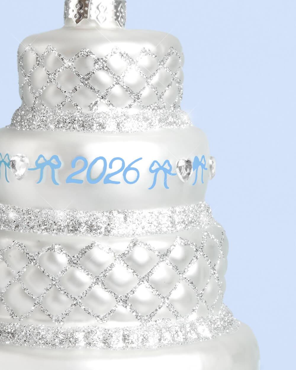 Just Married 2026 Wedding Cake Glass Ornament