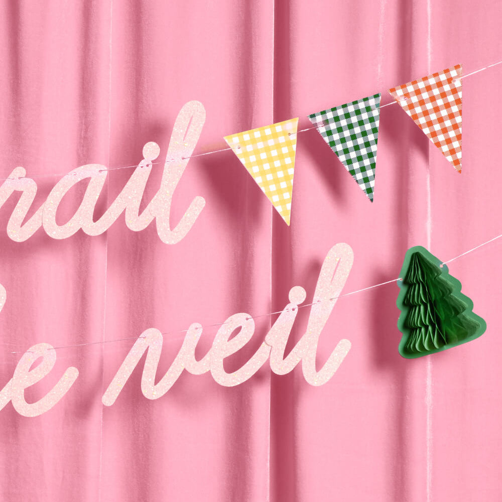 Last Trail Banner - 3D paper banner xo, Fetti Banners Last Trail Banner - 3D paper banner Bonjour Fete - Party Supplies