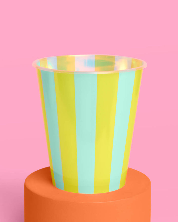 Pool Party Cups - 16 plastic cups xo, Fetti cups Pool Party Cups - 16 plastic cups Bonjour Fete - Party Supplies